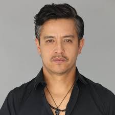 Edison Ruiz's Instagram, Twitter & Facebook