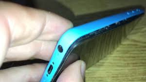 Batterie qui gonfle (lu 510 fois). Danger Iphone 5c La Batterie De L Iphone Gonfle Youtube