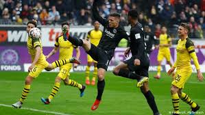Borussia dortmund are set to play eintracht frankfurt at 12:30 pm est on saturday, august 14, 2021. Borussia Dortmund Get A Point In Frankfurt Sports German Football And Major International Sports News Dw 02 02 2019