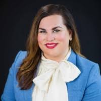 Emily Hanks's Instagram, Twitter & Facebook