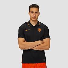 Bedruk bijvoorbeeld met frenkie de jong en waan je voor even als een speler van het nederlands elftal. Voetbal Artikelen Online Bestellen Aktiesport