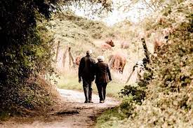 Entra e trova gli spunti originali per farli felici. Idee Regalo Per 60 Anni Di Matrimonio 10 Regali Per Le Nozze Di Diamante