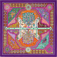 La Maison Des Carres Hermes Aux Portes Du Palais Hermes Scarf Silk Scarf Design Hermes Style