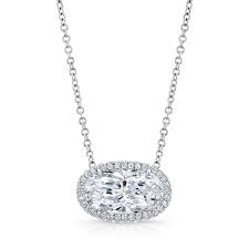 This graceful diamond pendant features over forty round brilliant cut diamonds in a striking oval design. Oval Pendant In 18k White Gold Rahaminov More Amzn To 2gods3g Jewelry Womens Necklace Ring Http Amzn Diamond Jewelry Necklace Diamond Pendant Diamond