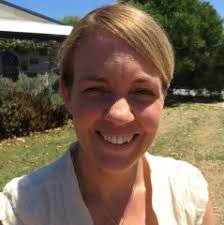 Toni Tomlin's Instagram, Twitter & Facebook