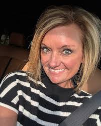 Jessica Cawthon's Instagram, Twitter & Facebook