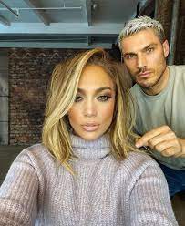 Discover our pick of the best curly hairstyles for 2017 for. Jennifer Lopez Got An Asymmetrical Bob With Blonde Highlights