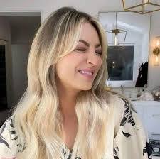 Penny Albritton's Instagram, Twitter & Facebook