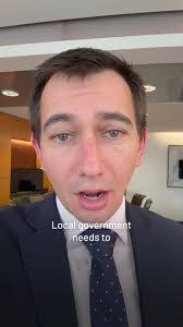 Stephen Boler's Instagram, Twitter & Facebook