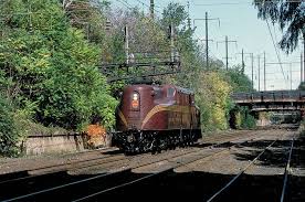 Gg1 Out To Pasture 4877 At Perth Amboy 1983 Union Pacific Train Railroad Photos Old Trains