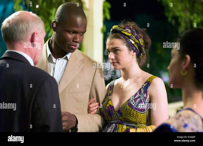 THE CONSTANT GARDENER HUBERT KOUNDE, RACHEL WEISZ THE CONSTANT GARDENER  Date: 2005 Stock Photo - Alamy