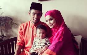 Kita mulakan dengan j.partiban (perak) dan zaquan adha (kedah). Mengamuk Di Twitter Zaquan Adha Cemburu Gandingan Ayu Raudhah Iqram Dinzly