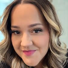 Who is a good lash tech in St Cloud?