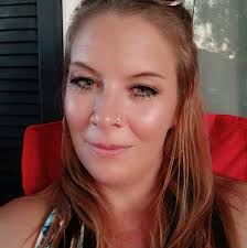 1 bedroom 1 bath apartment for rent in Downtown Corbin! Pet friendly and  $725 per month. 🐶🐕‍🦺🪿 Call 606-620-9093 to see it anytime! 😍😍😍 103 W  6th Street