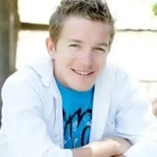 Tobie Robinson's Instagram, Twitter & Facebook