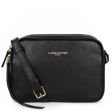 Entrez dans l'univers de la maison longchamp et découvrez la collection sacs pour femme de longchamp. Lancaster Petit Sac Bandouliere Femme En Cuir Dune 529 20 Stilbag