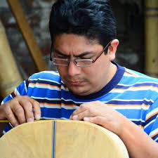 La CASA DEL Bandolin