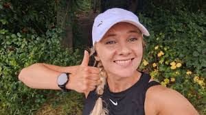 Linda Boon's Instagram, Twitter & Facebook