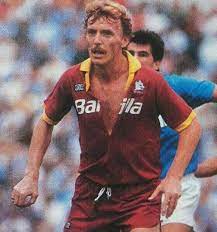 Boniek a reprezentat polonia în 80 de meciuri internaționale și a înscris 24 de goluri. Zbigniew Boniek As Roma As Roma Zbigniew Boniek Summer Olympic Games
