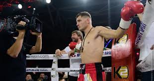 Боксёрский поединок на голых кулаках. Denis Berinchik Dolzhen Byl Vyjti V Ring V Anderkarde Boya Aleksandr Usik Derek Chisora Sport Tch Ua