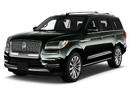 Experience the 2021 lincoln navigator, the large luxury suv designed and crafted with the comfort of the driver and passenger in mind. 2021 Lincoln Navigator Review Ratings Specs Prices And Photos The Car Connection