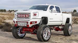 This dodge kit is coated in a violet illusion with a matte clear. 15 Inch Candy Red Chrome Lift Kit On A 2016 Gmc Denali 2500 28x16s And More Youtube