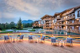 Kaiserlodge Am Berg Am See Wilder Kaiser Alpen Terrasse Bergblick Scheffau Tirol Osterreich Wilder Kaiser Tirol Und Luxushotel