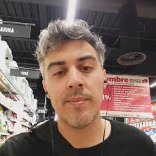 Daniel Chagas (@danisiri0) • Threads, Say more