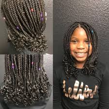 If you remember janet jackson from the 1993 movie, poetic justice or are a fan or know box braids have a reputation in making the person sporting it look bohemian or like a hippie. The 11 Cutest Box Braids For Kids In 2021