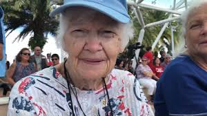 Veteran with no family laid to rest surrounded by 1,500+ friends