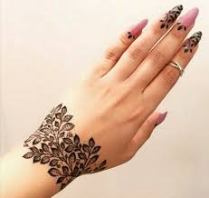 Stylish And Attractive Cone Mehndi Design Photos 2018 2019 Latest Mehndi Designs Mehndi Designs For Fingers Henna Designs Hand