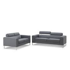 Lena canapé 3 places droit fixe noire bobochic paris style scandinave chic table basse bois clair tapis blanc motif losange noir avec pompon coussin décoration intérieure style industriel déco masculine canapé trois places droit fixe couleur noir gris foncé ardoise coussins bordeaux rouge foncé plaid. Canape Droit Fixe Design 2 Places Charline En Tissu Gris