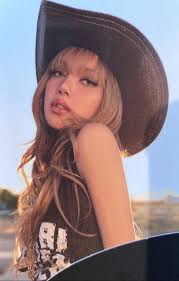 Lisa Deadline Photos