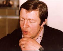 Is it possible a kind wizard could re do this into movent,it me and my son  1980,not sen him since 8 year old,wicked x.thank you in advance