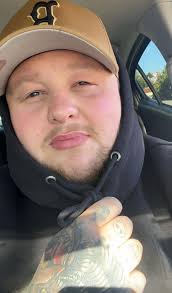 Hi, can anyone explain me how the rental market works. I mean how is a  owner making a decision? I looked at this house today in Parmelia for $270.  It would be