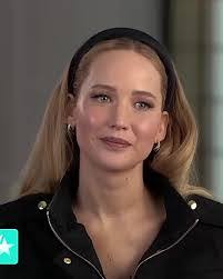 Jennifer Lorenz's Instagram, Twitter & Facebook