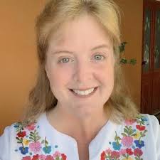 Annette Thompson's Instagram, Twitter & Facebook