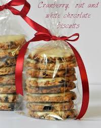 Cranberry Oat And White Chocolate Biscuits Ottolenghi Mi Hai Rapita Un Condominio In Cucina Chocolate Blanco Chocolate Galletas