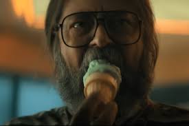 Who are Jean and Gene in The Umbrella Academy? Nick Offerman and Megan  Mullally characters explained