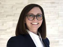 Kat Mcelroy's Instagram, Twitter & Facebook