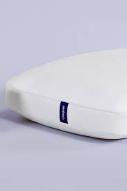 Casper S Cooling Foam Pillow Is The Best One I Ve Ever Slept On Foam Pillows Pillow Reviews Memory Foam Pillow