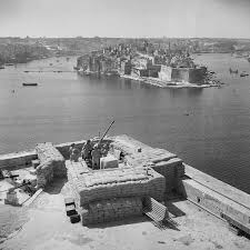 The British Army On Malta 1942 Gm946 Saluting Battery Valletta Wikipedia Malta History Malta Travel Malta
