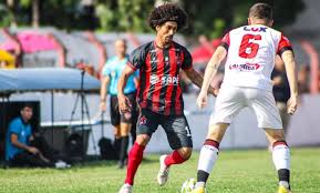 Gol contra nos acréscimos livra Campinense de derrota para Confiança-PB