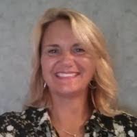 Christine Halverson's Instagram, Twitter & Facebook