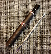 Vape pens are small pen like devices that are capable of being used for vaping oils, waxes and dry. G Pen Vaporizer Pen Review The Vape Critic