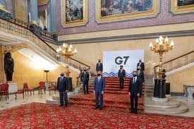 As of 2018, the g7 represents 58% of the global net wealth ($317 trillion), more than 46% of the global gross. 3duzlz 0hj1uim