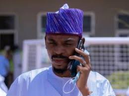 Nnamdi kanu in the garden of his home in umuahia, southeast nigeria, in 2017. T9lfpfnvrt Kdm