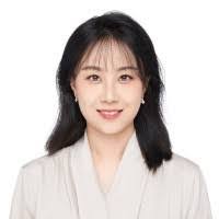 Eva Yan's Instagram, Twitter & Facebook