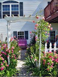 Creative Country Mom S Cottage Garden Cottage Garden Roses Rose Garden Landscape
