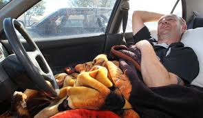Air kencing dan kesan pada enjin kereta. 6 Sebab Kenapa Kena Matikan Enjin Kalau Tidur Dalam Kereta